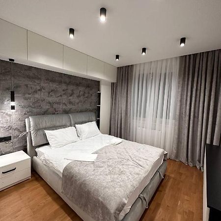 Інстаграмна Стильні Апартаменти На Вулиці Під Голоском 15Б Lviv Eksteriør bilde